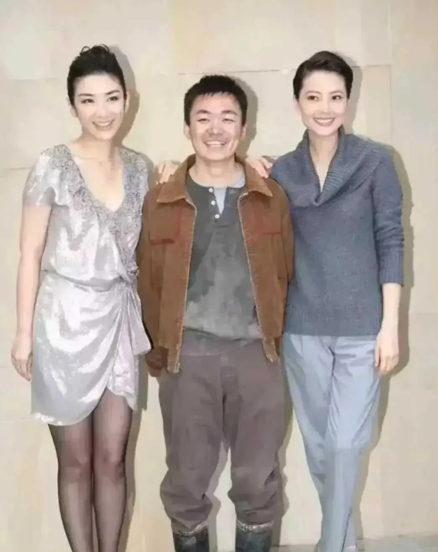 王宝强呢，虽说其貌不扬，个子也不高，可那功夫是真的厉害啊！讲真的，男人啊，哪怕长