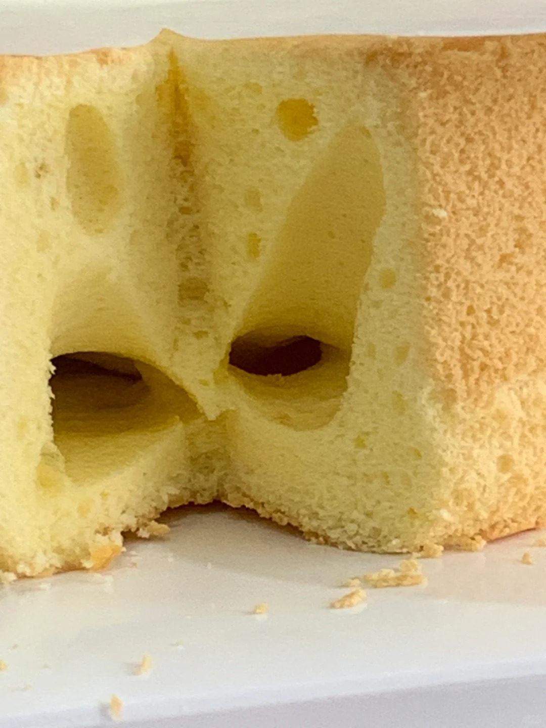 新来的员工 胚子烤成这样 还能要么🫣
切个胚子做蝴蝶蛋糕 一刀下去笑翻了 多自