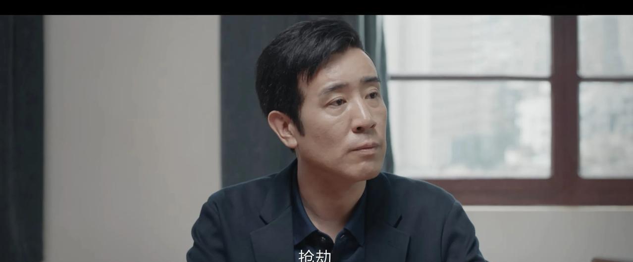 《我是刑警》再接新案，秦川语出惊人。
秦川带队直奔现场，随后提出侦查思路和方向，