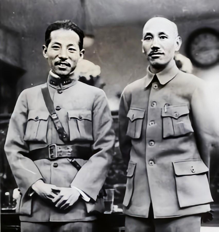 张学良和毛泽东都是近代史上举足轻重的人物，但两人并未谋面。张学良在无意中帮助毛泽