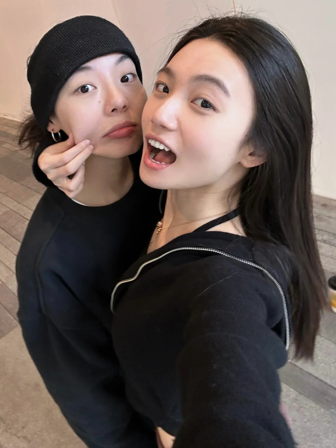 喜欢他干嘛 还没我帅