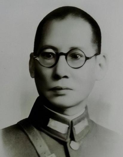 1931年3月，滇军四位师长卢汉、朱旭、张凤春、张冲联合发动兵变，掌控滇军精锐的