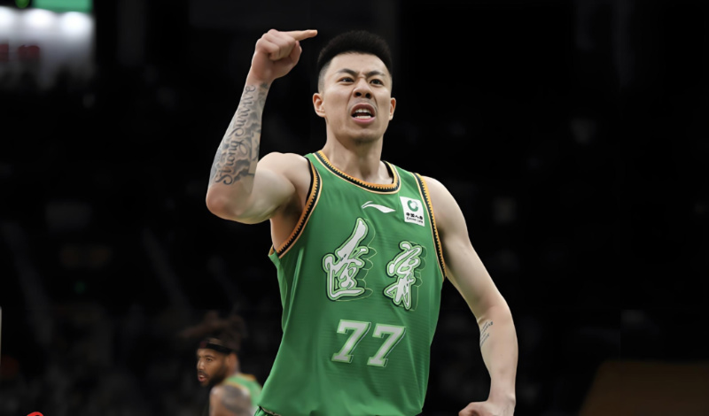 张镇麟迎来了新的考验，虽然郭艾伦将在这个休赛期重新满血复活，但是当新赛季来临的时