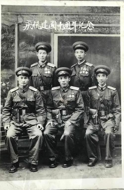 什么叫“杀人诛心”？

听我们单位老人说过一件事。

三年自然灾害时期，老蒋叫嚷