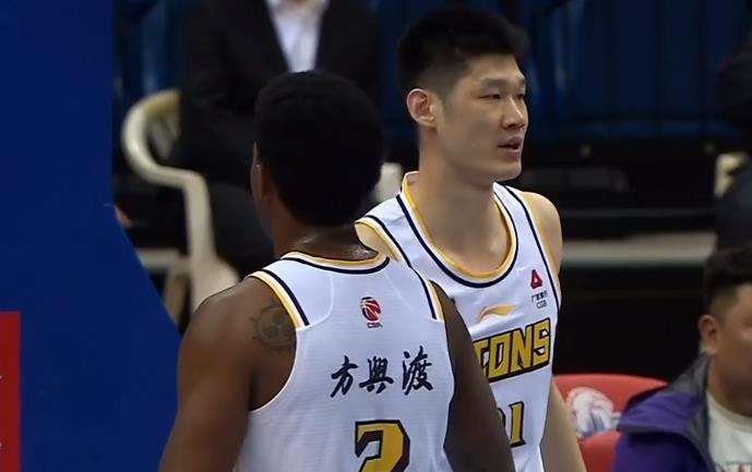 胡金秋的玩具，杨瀚森0分，去不了NBA！CBA常规赛，广厦男篮对阵青岛男篮，前者