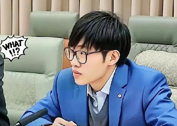 美国这次要心慌了!
美国越来越关注Deepseek，不是因为Deepseek和美