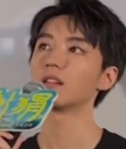 王俊凯忘记周正女朋友名字