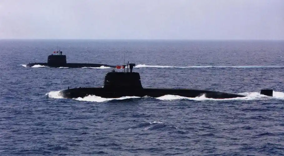 美国M1A2T坦克抵台令岛内兴奋，下一次解放军能否击沉？