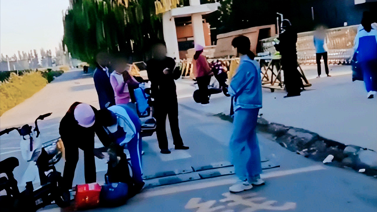 怕学生喝冷牛奶？山东一学校禁止学生自行带牛奶，入校前挨个查包