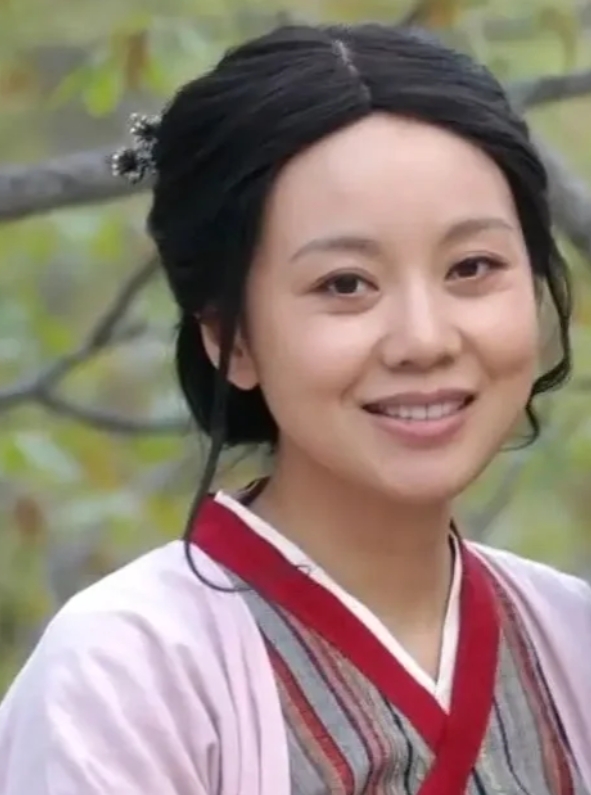 邹伟：净身出户与闫妮离婚，我不后悔