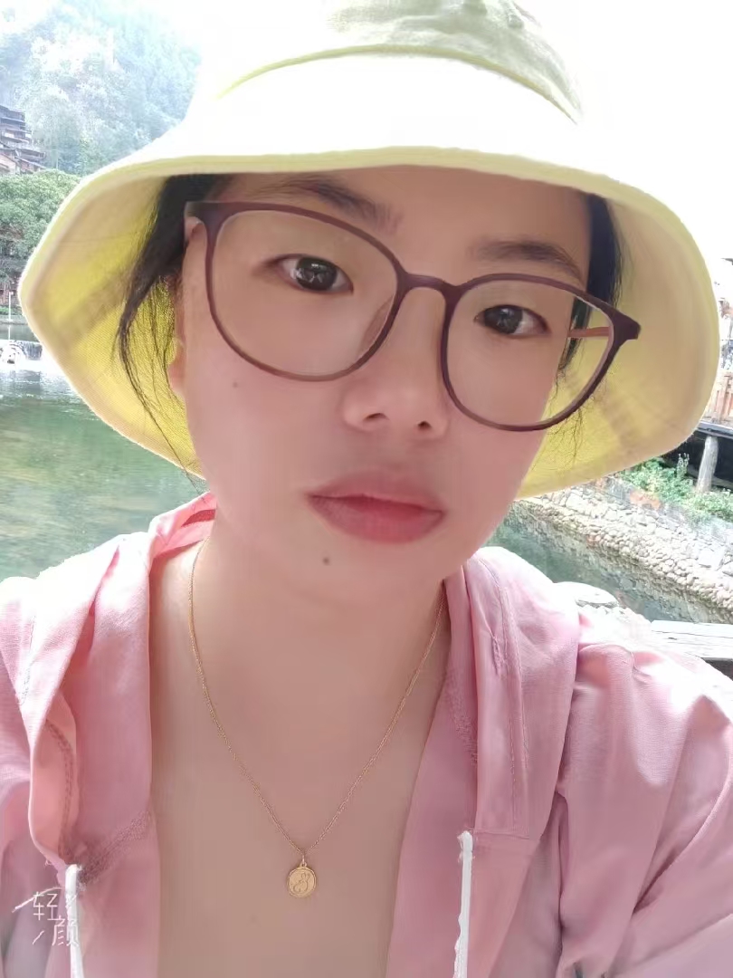 88年生了两个娃就长这样了，你们觉得美吗