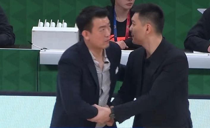 辽篮惨败，听听媒体专家怎么说？辽宁男篮主场88-101不敌广厦，主要输在第三节教