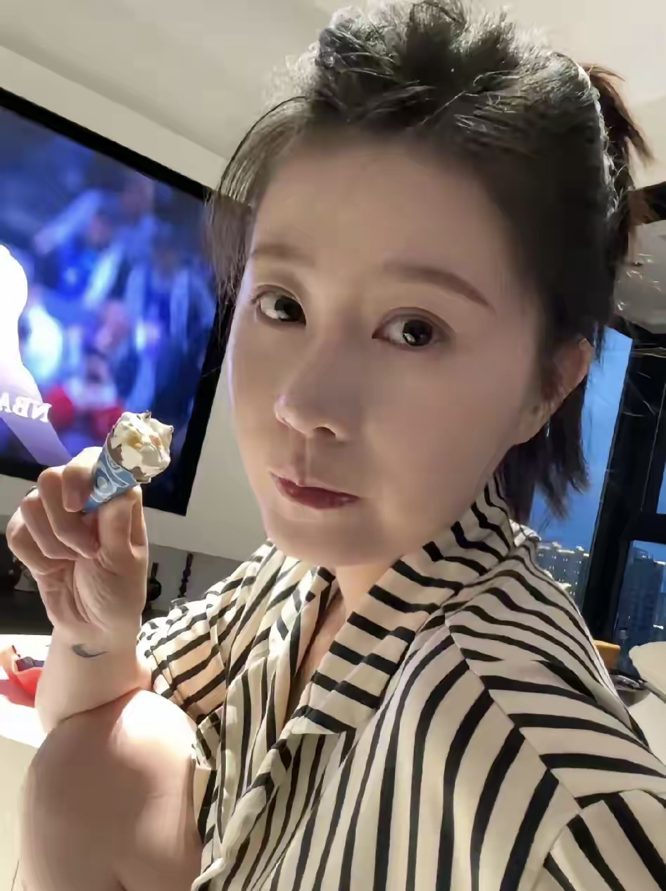前年我和我姐打了一架，相互之间说了狠话，老死不相往来，我结婚的时候，我姐都没来，
