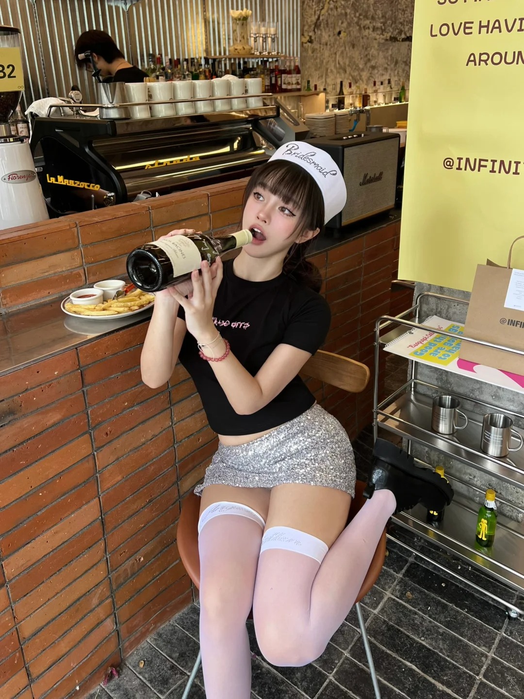小海军起立！！🛥⚓️
可爱的海军帽
搭短袖皮鞋也很甜
