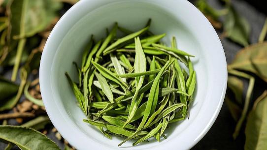 从奢侈品到国民饮品：茶叶征服俄罗斯