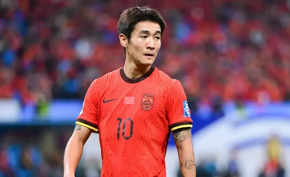 国足能否抗日成功，下面三人的发挥至关重要：

1、王大雷：复仇之战，首回合0-7