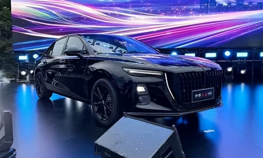 长途出行选轿车，雅阁H5舒适强，动力稳