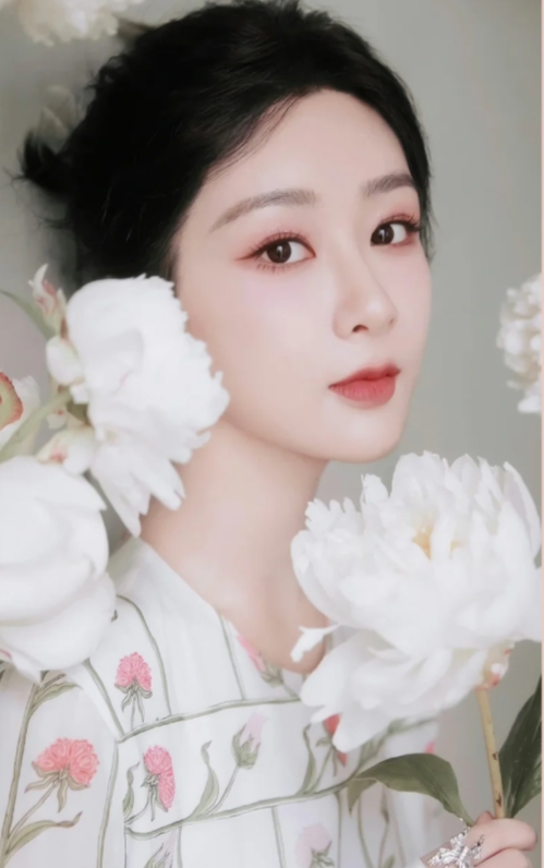 杨紫——身姿曼妙