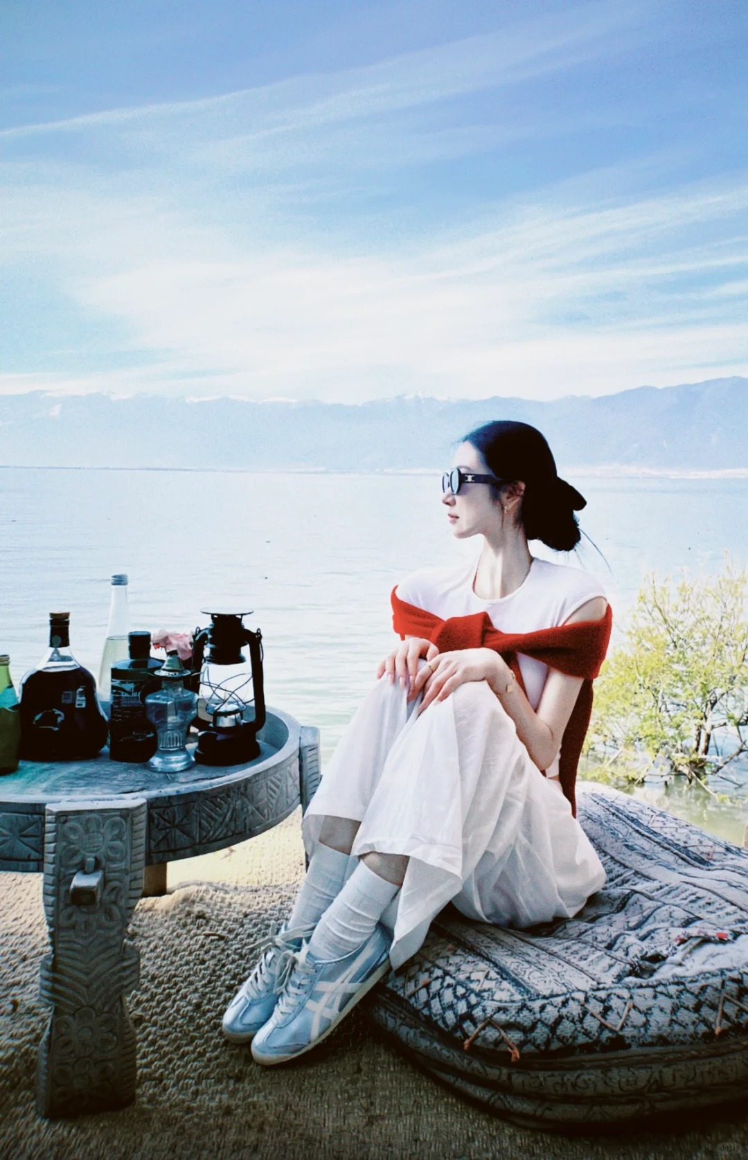 在大理过夏天🕊️
太喜欢大理的慢生活了每天光是走走停停
坐着发呆 吹吹风 都好