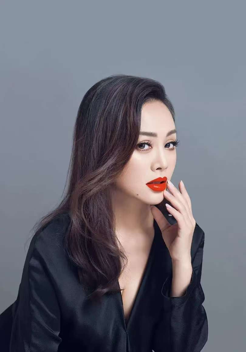 《一路繁花》：宁静选择不来这节目，很有先见之明！里边儿没一个是省油的灯！

第二