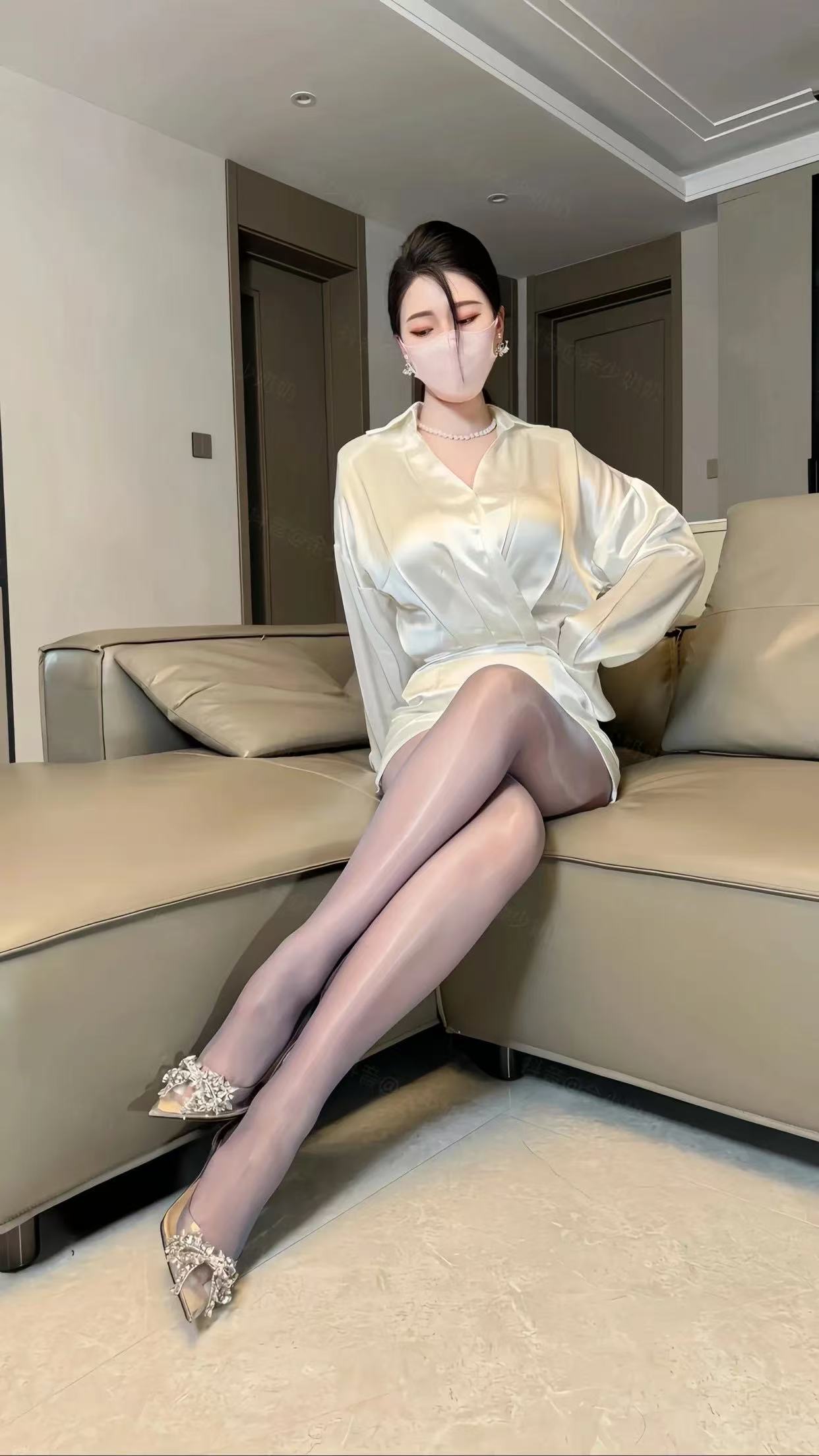 你们觉得哪一套穿搭更有感觉哈哈哈