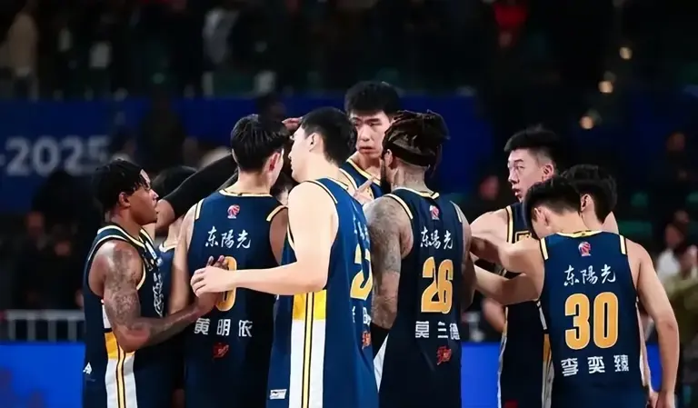 宏远外援吐槽CBA，两大后卫伤退引忧
