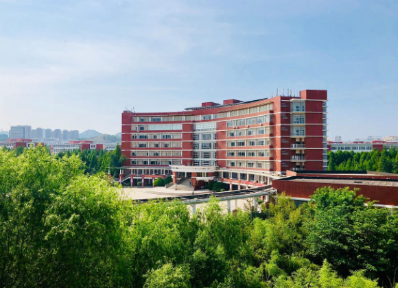 新乡医学院三全学院，要脱离独立学院，转设为民办学院，更名为“豫北医学院”。
新乡