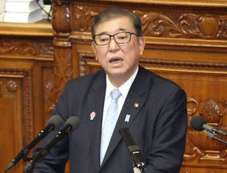 山川异域，风月同天
日本首相石破茂2025年春节贺词及能登半岛灾害事件引发关注。