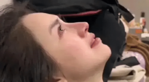 陈女士今年36岁，哭诉自己欺骗老公说去杭州出差，实际上是和男闺蜜一起旅游。结果，