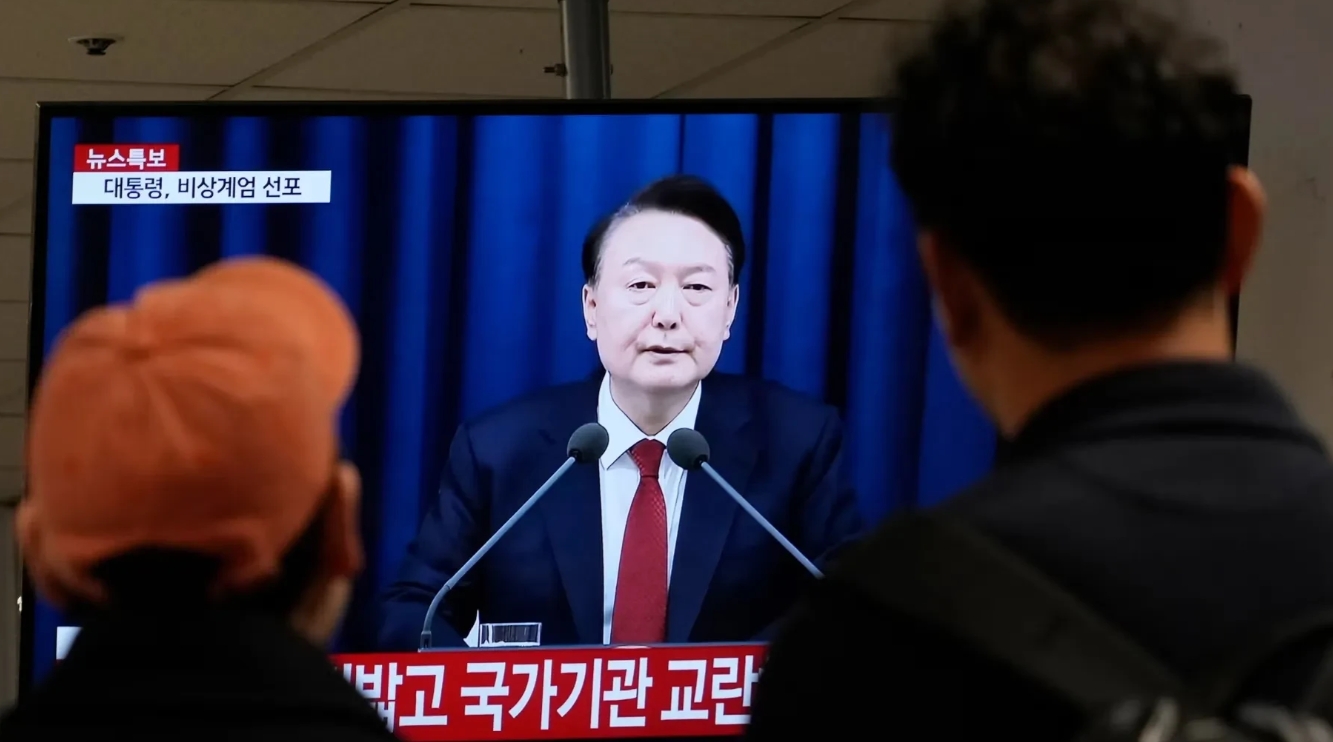 尹锡悦大概率不能完成任期了，提前下台是合理的结果。而他的人生结局可能就更惨了，可