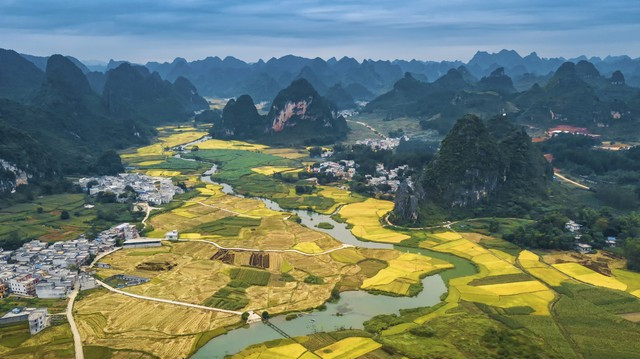 我中风住院大便拉床上，让女儿擦干净，她说等护工来干，扭头就走