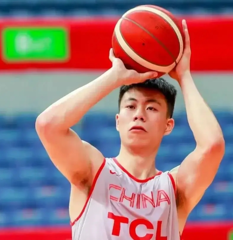 丢人，辽宁94-95山西，一战彻底看清了这3名球员

1、张镇麟，今天表现虽然没