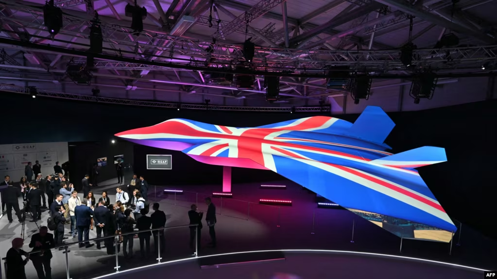 英国、意大利和日本星期五(12月13日)成立一家合资企业，在2035年前开发一款超音速下一代战斗机