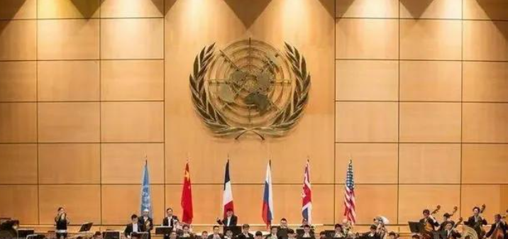 为什么美国欠联合国那么多会费，却还没有被踢出联合国？其实联合国规定拖欠会费到一定