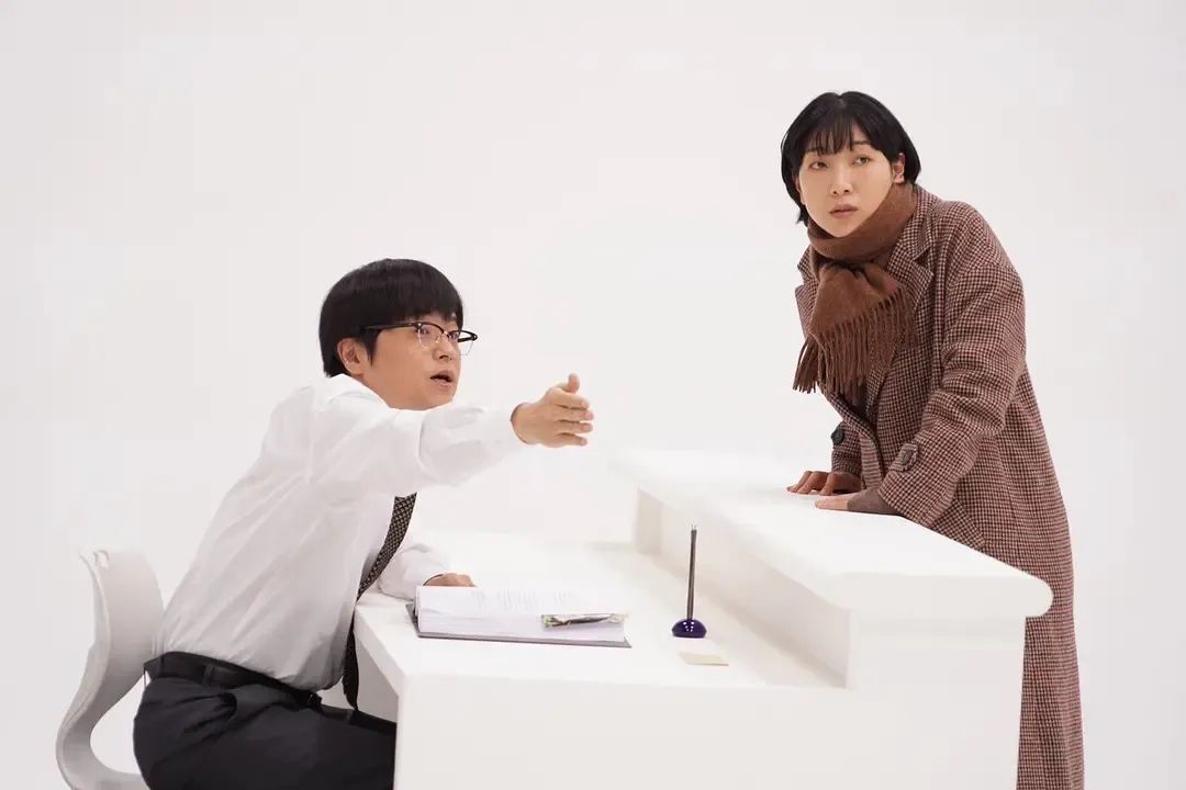 最近刚刚追完日剧《重启人生》，确实很温馨感人，国内不知道有没有导演愿意翻拍。
刚
