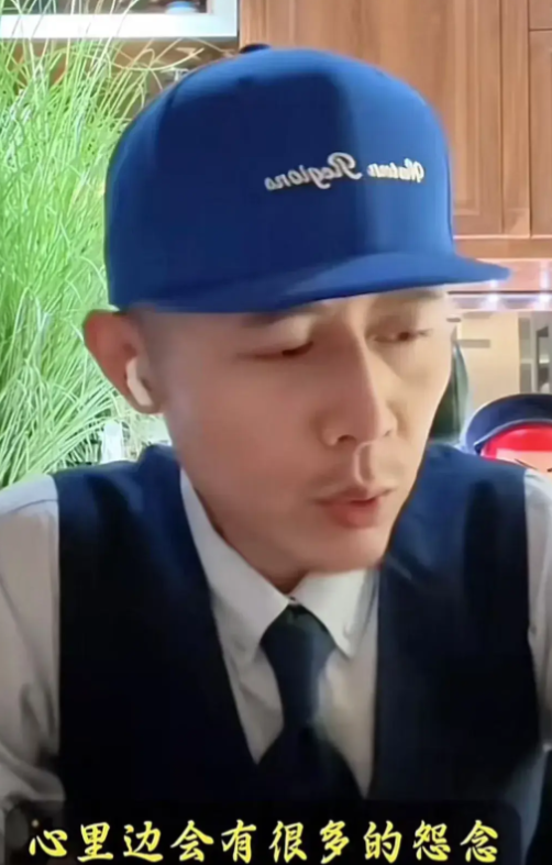 看人品，这十个点就够了！
 
一：真正有品格的人，不会欺软怕硬。对弱势群体，他们