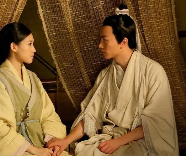 一天，汉宣帝对霍光说：“我想把老婆许平君接到宫里来。”霍光刚刚答应，却突然意识到