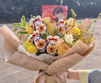 我没有什么秘密，我想了一晚上也没编出来。
就告诉大家，其实我那天说的是：“檀老师