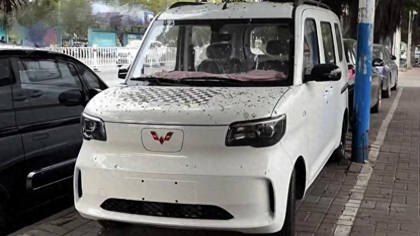 五菱之光EV实车现身街头，中国的空间大师来了？