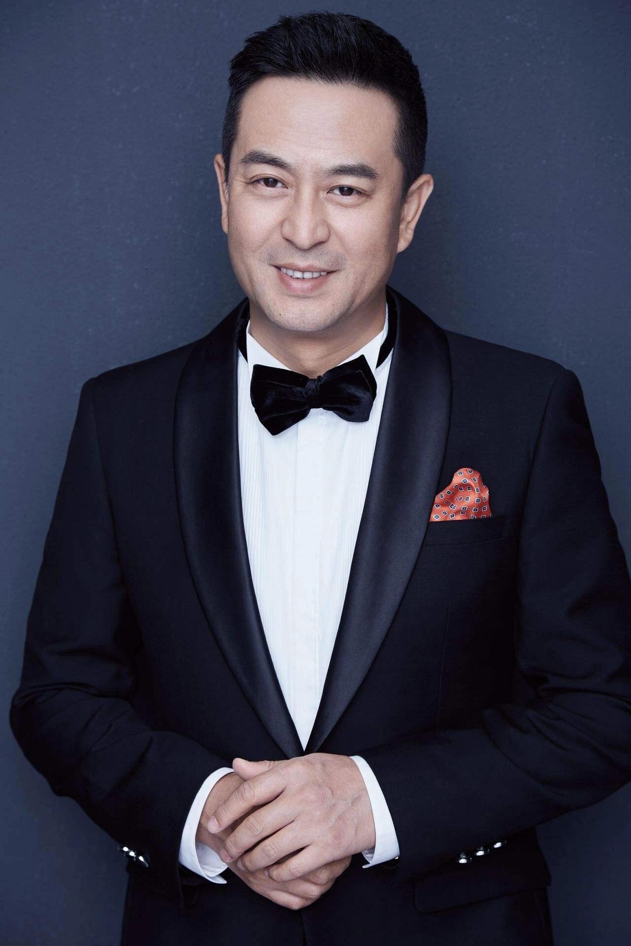 张嘉译：优点大于缺点