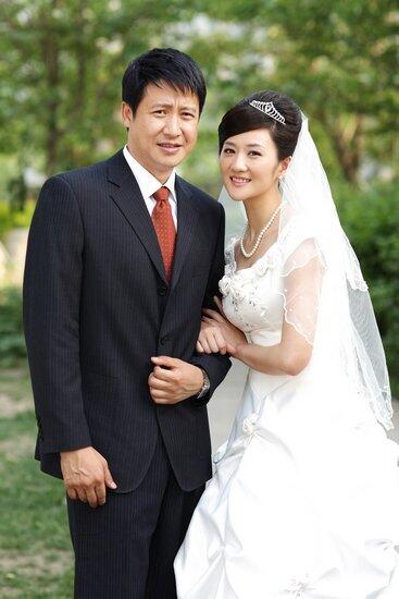 张国强：40岁带子北漂，娶“北方张曼玉”