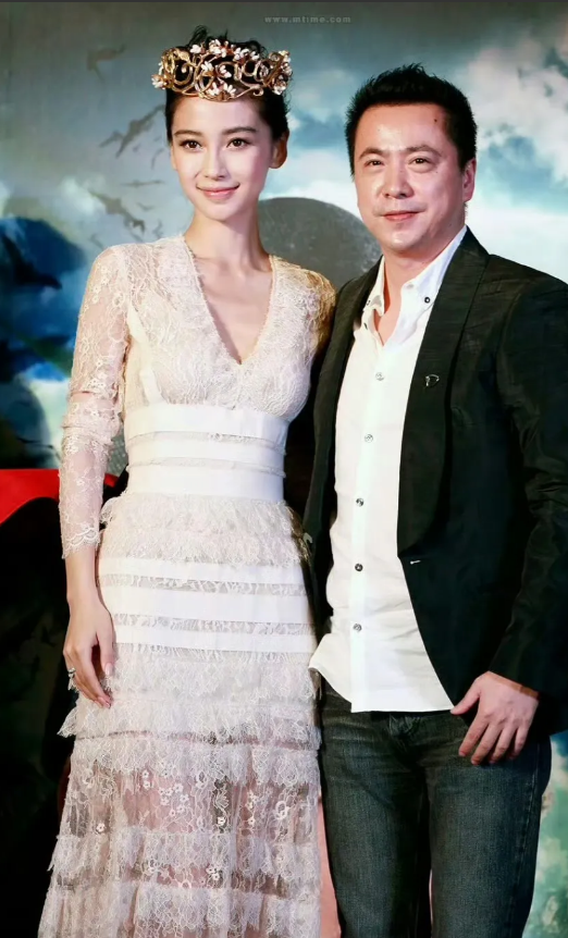 那时的她是天之骄女
没结婚前
眼睛里真的有光