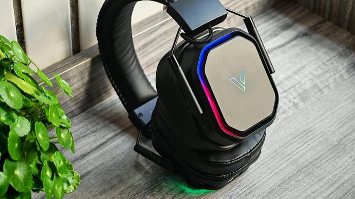 镜面成像RGB+三模连接双音腔，雷柏VH850成最强游戏耳机