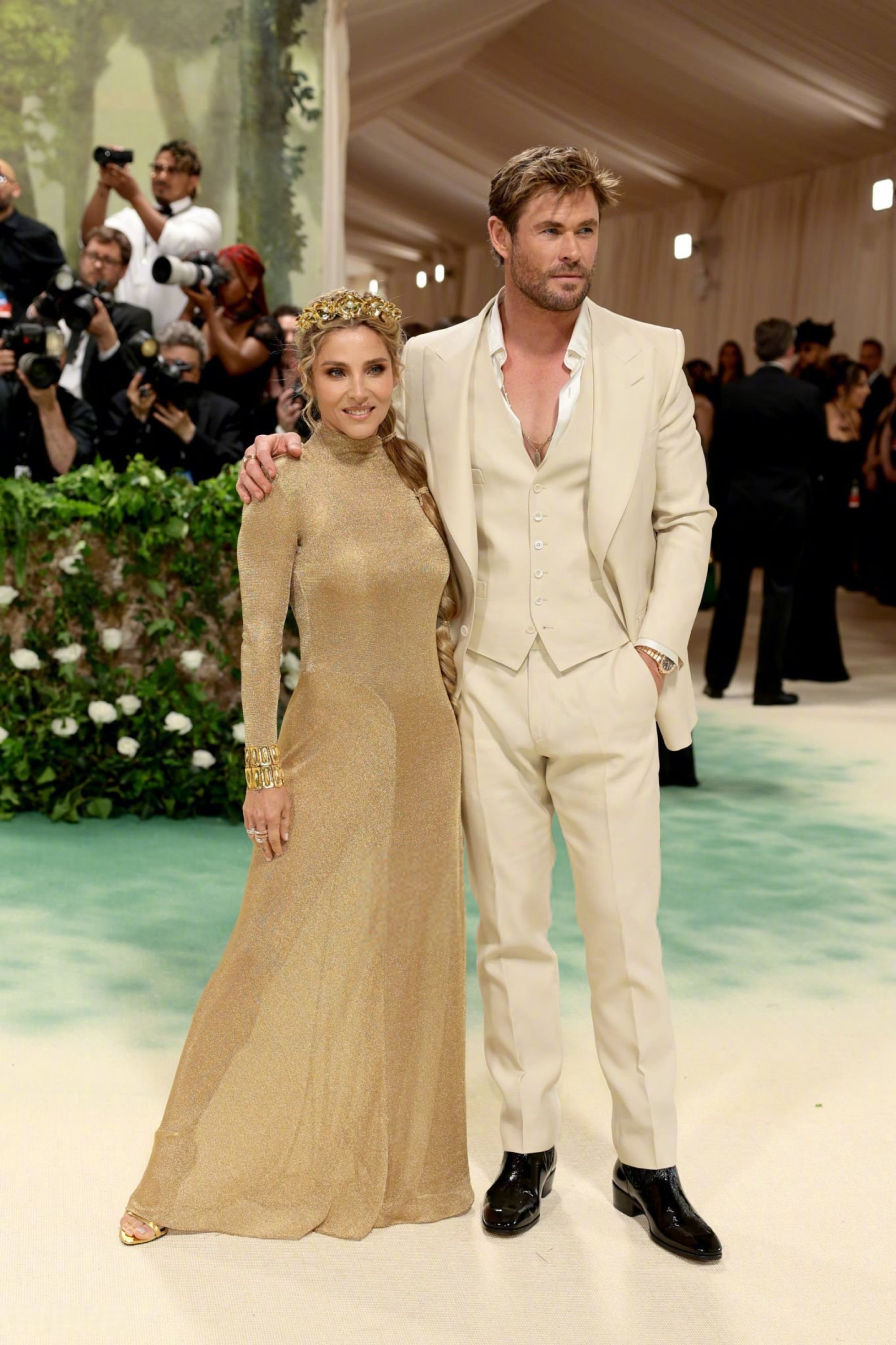 “锤哥”克里斯·海姆斯沃斯和妻子埃尔莎·帕塔奇（Elsa Pataky）亮相20