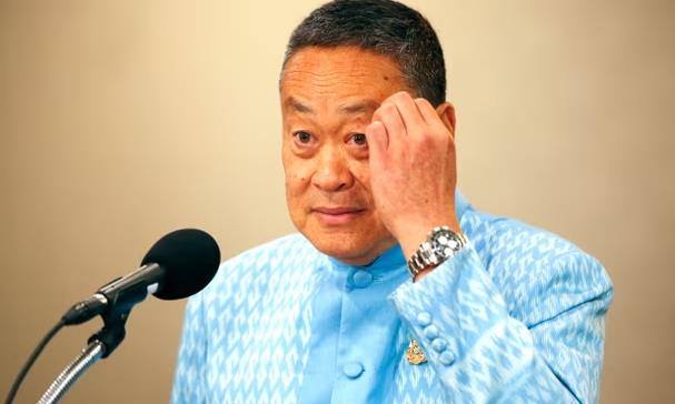 泰国总理被解职：利用价值被榨干，军方翻脸了
 
泰国换总理的速度，与阿根廷等国家