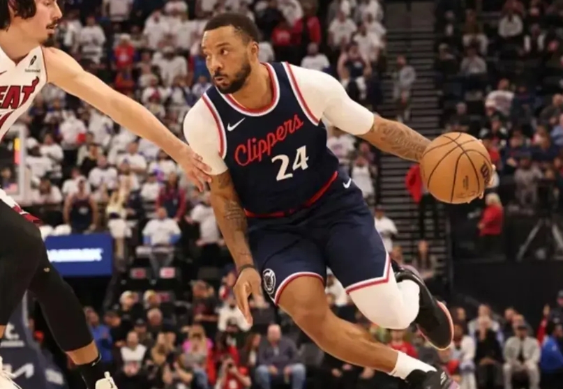 小卡慢慢找状态没事，比赛让三巨头帮你打，小波特还需努力

1，对阵热火，小卡严格