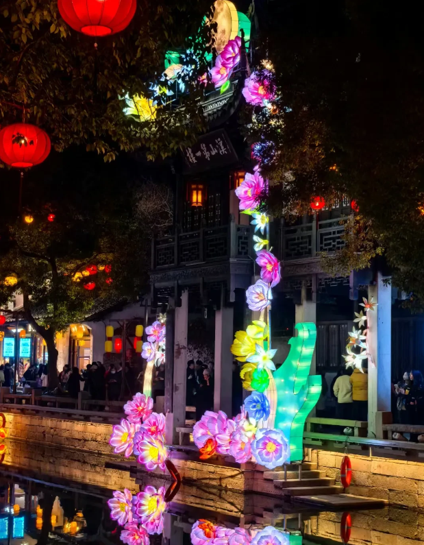 今年的年终奖已到账，一共6万，说实话也不知道是开心还是难过。
因为年终奖还没到手