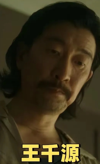 在这个信息洪流的时代，电视剧要想脱颖而出，不仅要有强大的演员阵容和精良的制作团队