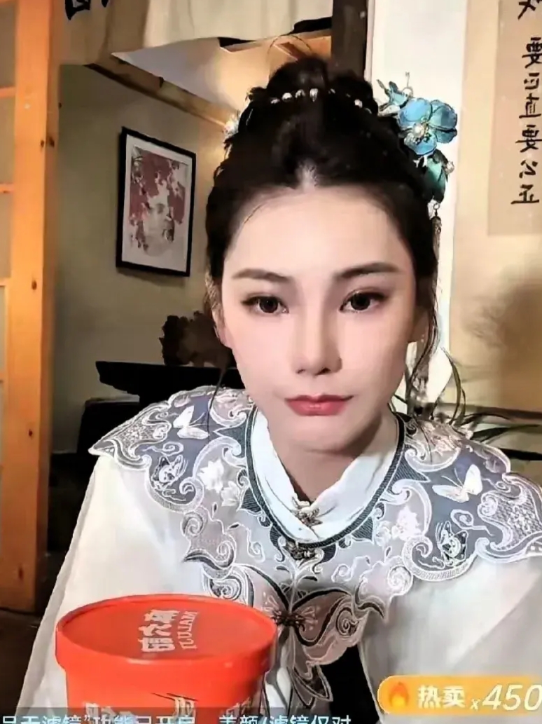 和马筱梅一对比
终于知道大S输在哪里了？
汪小菲曾说，
大S不喜欢北京的气候，