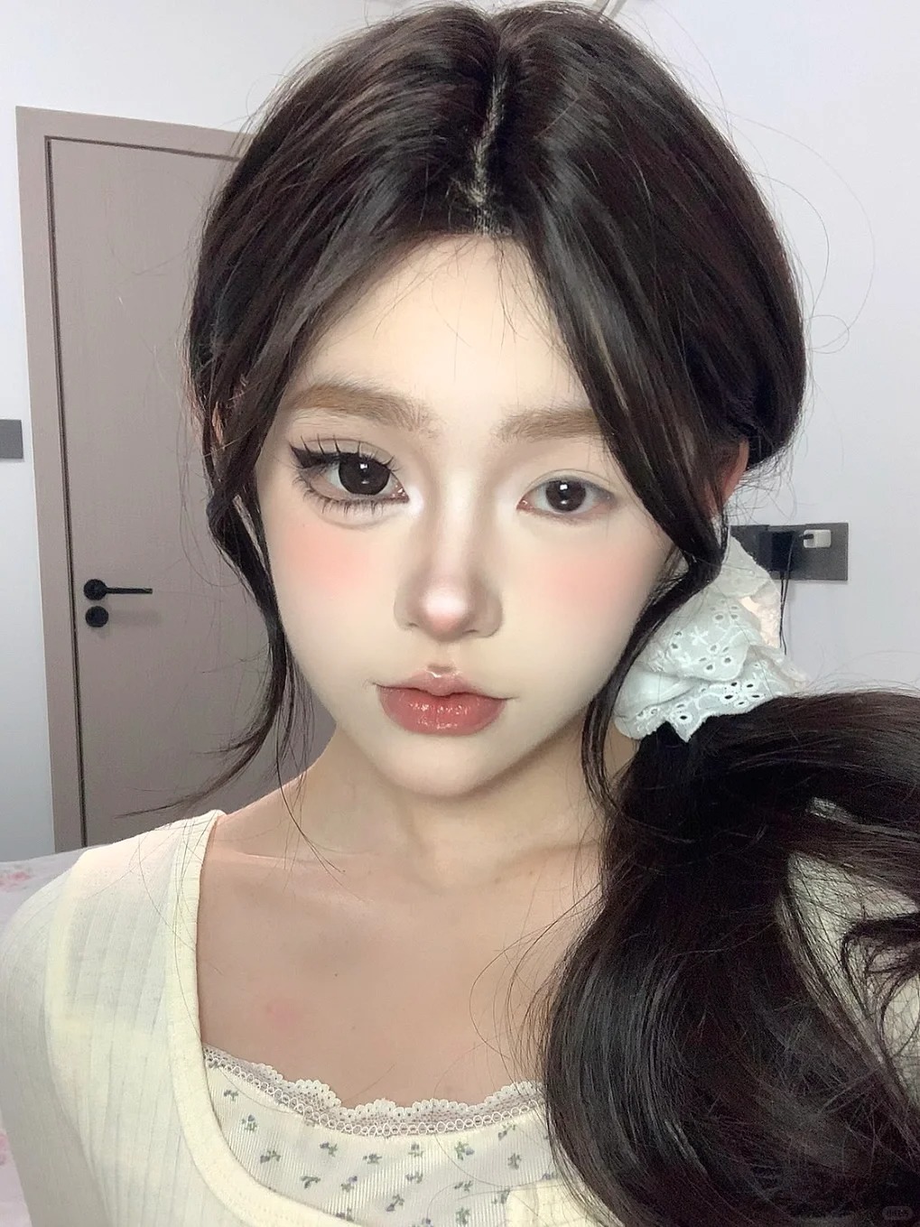 不是 小姐姐你也别太会化妆了…